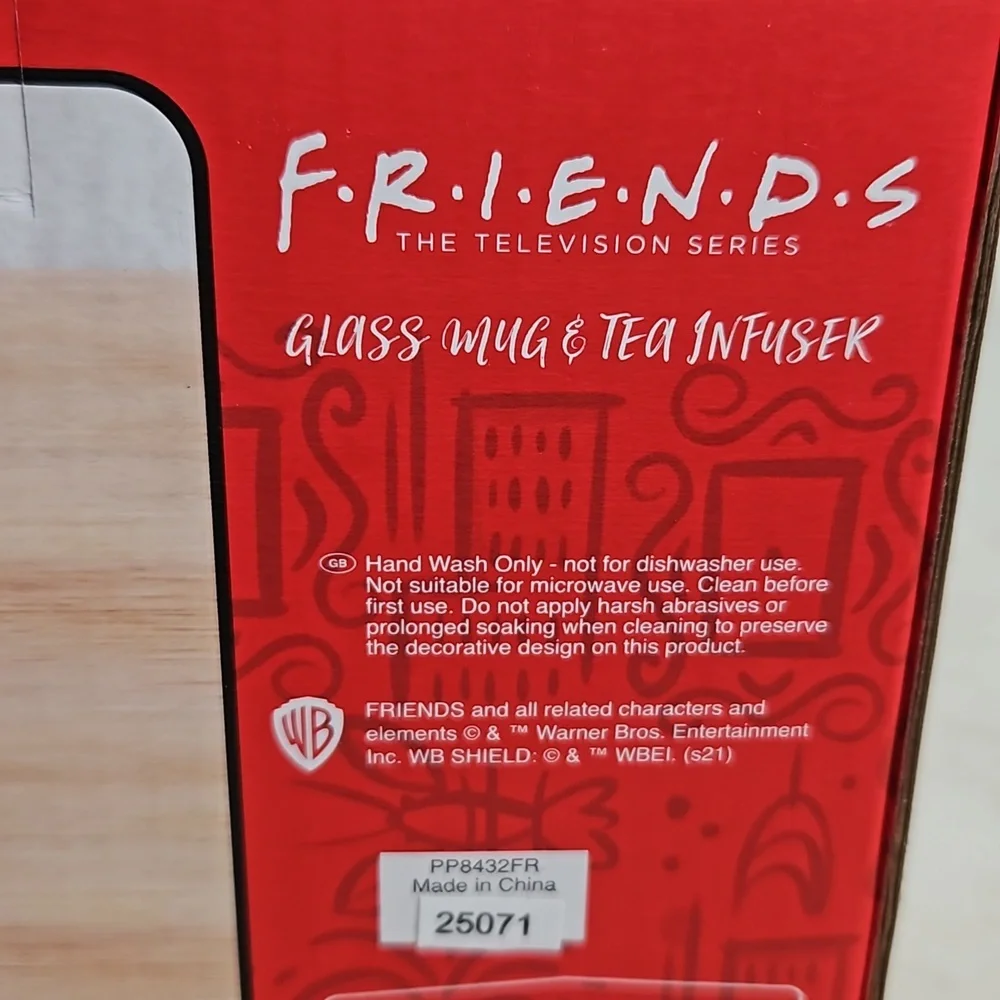 NWT friends the tv series central perk glass mug and tea infuser giftset